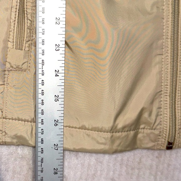 Calvin Klein Men’s Raincoat Jacket Sz M Hooded Beige Full Zip Two Pockets - Picture 11 of 13